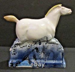 VINTAGE Tony Bennett Handmade Independent Studio Art Pottery Horse Sculpture UK