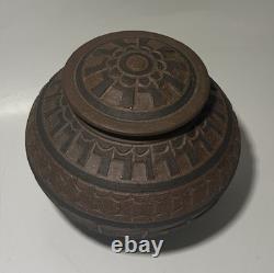 VTG 1992 Larry Allen Studio Pottery Covered Vessel Artist Signed Vase 5.75