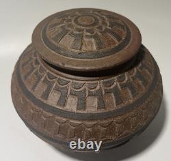 VTG 1992 Larry Allen Studio Pottery Covered Vessel Artist Signed Vase 5.75