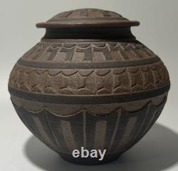 VTG 1992 Larry Allen Studio Pottery Covered Vessel Artist Signed Vase 5.75