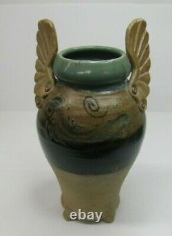VTG David Hendley Old Farmhouse Studio Pottery Winged Footed Vase Art Signed 13