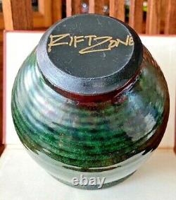 VTG Handcrafted Beautiful Studio Art Vase Rift Zone Pottery Green Raku
