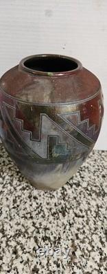 VTG R Kevin Kelly Signed Studio Art Vase Excellent VTG Condition No Chips