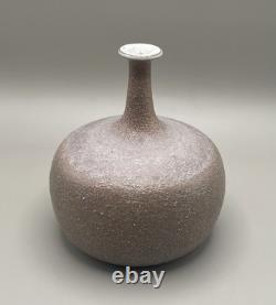 Vintage 1972 B. Scott Pottery Sandstone Beige Bud Vase 6 Tall Artist Signed