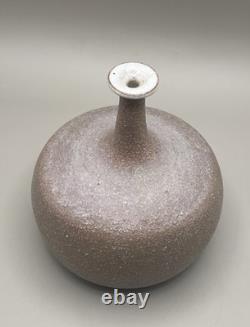 Vintage 1972 B. Scott Pottery Sandstone Beige Bud Vase 6 Tall Artist Signed