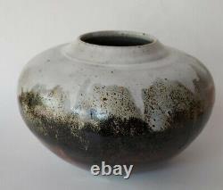 Vintage 1991 Chistina Belford Glazed Pot Pottery