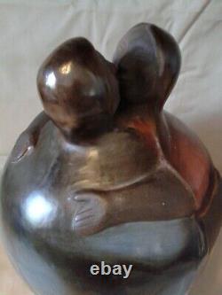 Vintage 1994 Polo Ramirez Kissing Couple Studio Art Pottery Sculpture MCM Peru