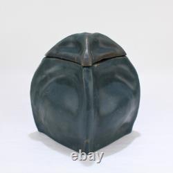 Vintage American Studio Arts & Crafts Pottery Covered Box Signed HTP or THP