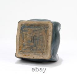 Vintage American Studio Arts & Crafts Pottery Covered Box Signed HTP or THP