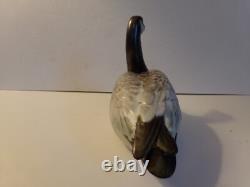 Vintage Anderson Studio Pottery Canada Goose 1981 9 1/2lx7h Signed