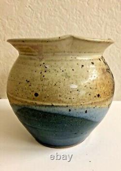 Vintage Art Pottery Southwest Hand thrown Earth tone Signed
