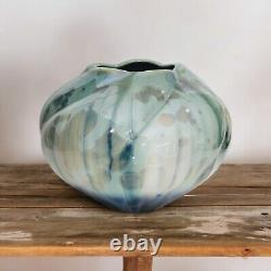 Vintage Bill Campbell Studio Art Pottery Crystalline Glaze Blue & Green Vase 8.7