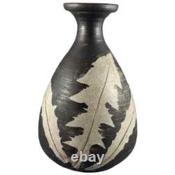 Vintage Canadian Pottery Vase, Sgraffito Leaves, 8.5 H, Vancouver Island