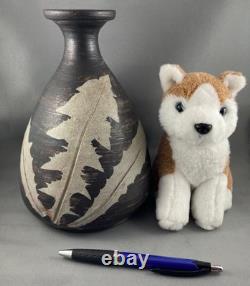 Vintage Canadian Pottery Vase, Sgraffito Leaves, 8.5 H, Vancouver Island