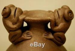 Vintage DOUBLE FROG JAR VASE Handmade Ceramic Studio Art Pottery Signed KTC