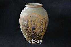 Vintage Ed Drahachuck (marked) Tall Studio Pottery Vase w. Flower Pattern Canada