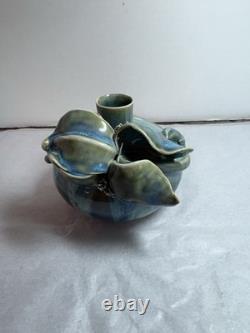 Vintage Gary Eagan Signed Studio Pottery- Floral Design