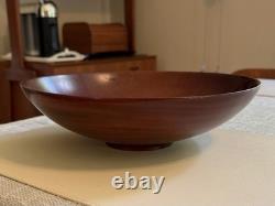 Vintage Hand Turned Wooden Studio Pottery Bowl Centerpiece Vintage Hand Turned Wooden Studio Pottery Bowl Centerpiece