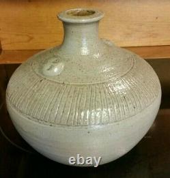Vintage JUGTOWN WARE Studio Art Pottery Vase 7 tall 8 wide North Carolina USA