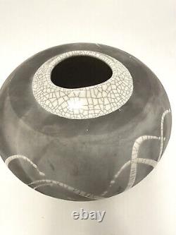 Vintage Large Raku Tony Evans 8 T x 9 D Pottery Vase Signed #75 Gray/White