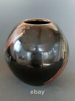 Vintage Laura Tangusso studio pottery stoneware vase 7.5 inches