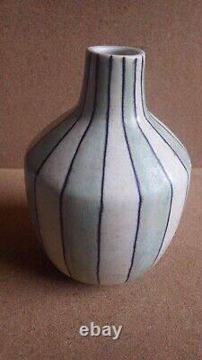 Vintage Mark Sistrand MCM Studio Art Pottery Vase 3080 Heath Ceramics