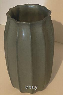 Vintage Marni Turkel Mid Century Modern Studio Pottery Vase Grey-Green Fluted