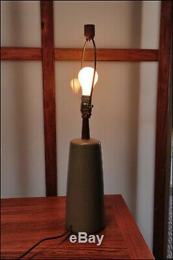 Vintage Martz Marshall Studios Pottery Tan Table Lamp with Wood Finial