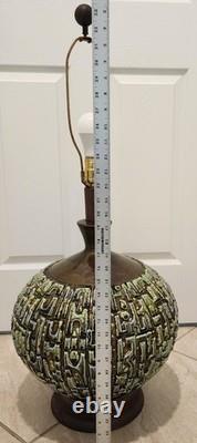 Vintage Mid-Century Modern Brutalist Studio Pottery Ceramic Table Lamp Lg Scale