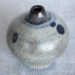 Vintage Mid Century Modern Studio Pottery Bud Vase Paul Volckening Signed 4