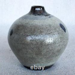 Vintage Mid Century Modern Studio Pottery Bud Vase Paul Volckening Signed 4