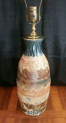 Vintage Mid Century Modern Studio Pottery Hand Thrown Sgraffito Lamp Glover 1974