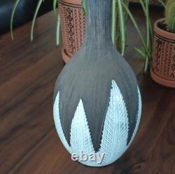 Vintage Mid Century Modern Studio Pottery Vase Signed Anna Lisa Thomson Sweden