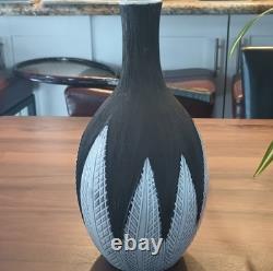 Vintage Mid Century Modern Studio Pottery Vase Signed Anna Lisa Thomson Sweden