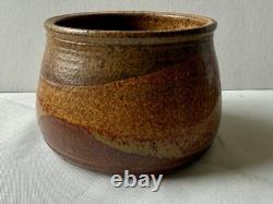 Vintage Mid Century Studio Pottery Signed by Artist Taki