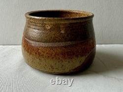Vintage Mid Century Studio Pottery Signed by Artist Taki