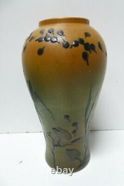 Vintage Pottery Vase Underwater Tadpoles Plants Scene MID Century Studio