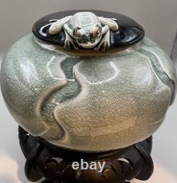 Vintage RARE Jan Wax Studio Pottery Frog On The Lid Celadon Crackle-Glazed Jar