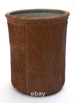 Vintage ROBERT MAXWELL Studio Pottery VASE #101 Earthgender Cressey AP era 70s