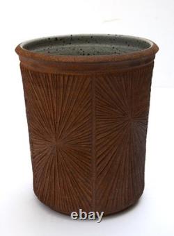 Vintage ROBERT MAXWELL Studio Pottery VASE #101 Earthgender Cressey AP era 70s
