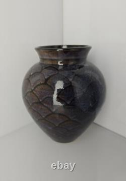 Vintage Rare Tracy Dotson NC Studio Pottery Ombre Fish Scale Vase 8 x 7