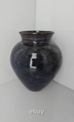 Vintage Rare Tracy Dotson NC Studio Pottery Ombre Fish Scale Vase 8 x 7