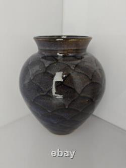 Vintage Rare Tracy Dotson NC Studio Pottery Ombre Fish Scale Vase 8 x 7