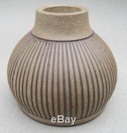 Vintage Signed J. Edward Barker Incised Modernist Studio Pottery Bowl 1991