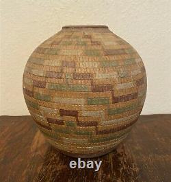 Vintage Signed Studio Art Pottery Vase -Tennessee Artist Allen Monsarrat 6.5