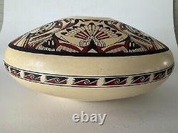 Vintage Southwestern Pottery Vase Vessel 5x10 PL-8010 T Feathers & Scrolls