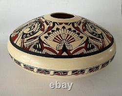 Vintage Southwestern Pottery Vase Vessel 5x10 PL-8010 T Feathers & Scrolls