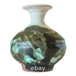 Vintage Studio Art Green & White Glazed Ceramic Pottery Vase (Makoto Yabe)