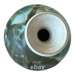 Vintage Studio Art Green & White Glazed Ceramic Pottery Vase (Makoto Yabe)