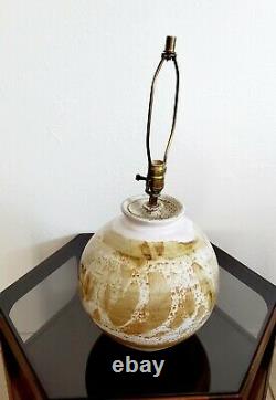 Vintage Studio Art Pottery Ceramic MID Century Modern Table Lamp 24